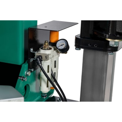 image_8e6f6c02-5a7f-42d1-9b61-526b49312804